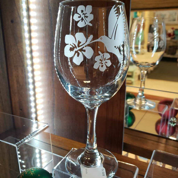 Hummingbird Wineglass